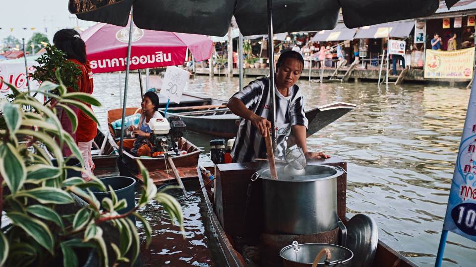 mc_20130622_Amphawa_0215.jpg